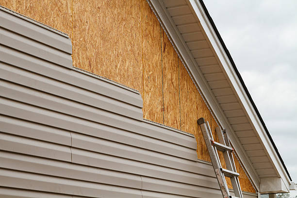 24/7 Emergency Emergency Siding Repair experts in Martinsville, IL